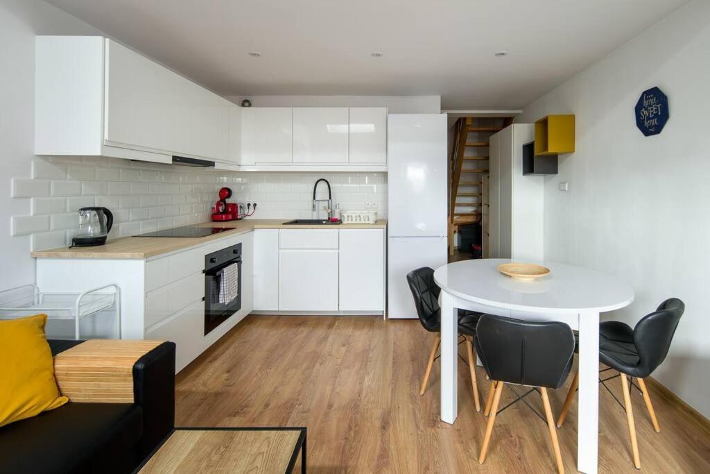 Apartament Spacious And Calm Spot Kraków Zewnętrze zdjęcie