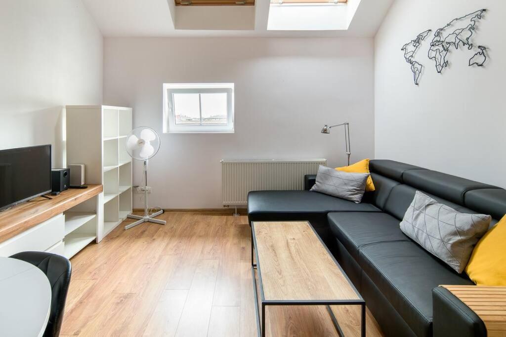 Apartament Spacious And Calm Spot Kraków Zewnętrze zdjęcie